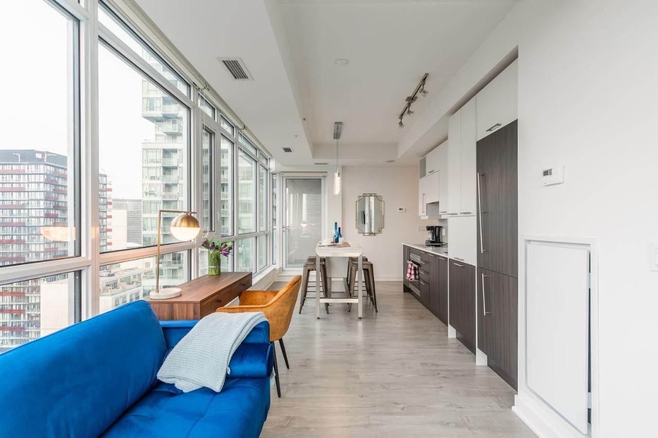 Luxury 2 Bedroom In The Heart Of Entertainment District - City Skyline View & Balcony Toronto Ngoại thất bức ảnh